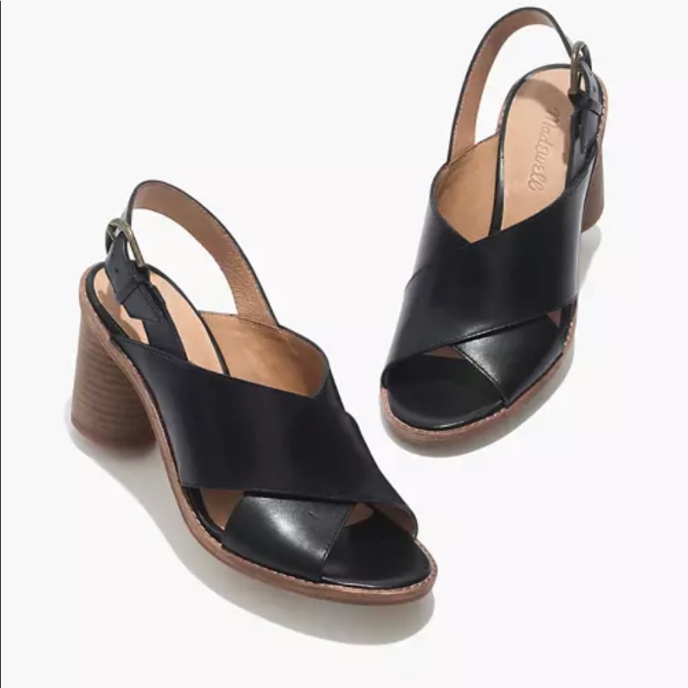 Madewell Ruthie Crisscross Sandal in Leather, 6.5